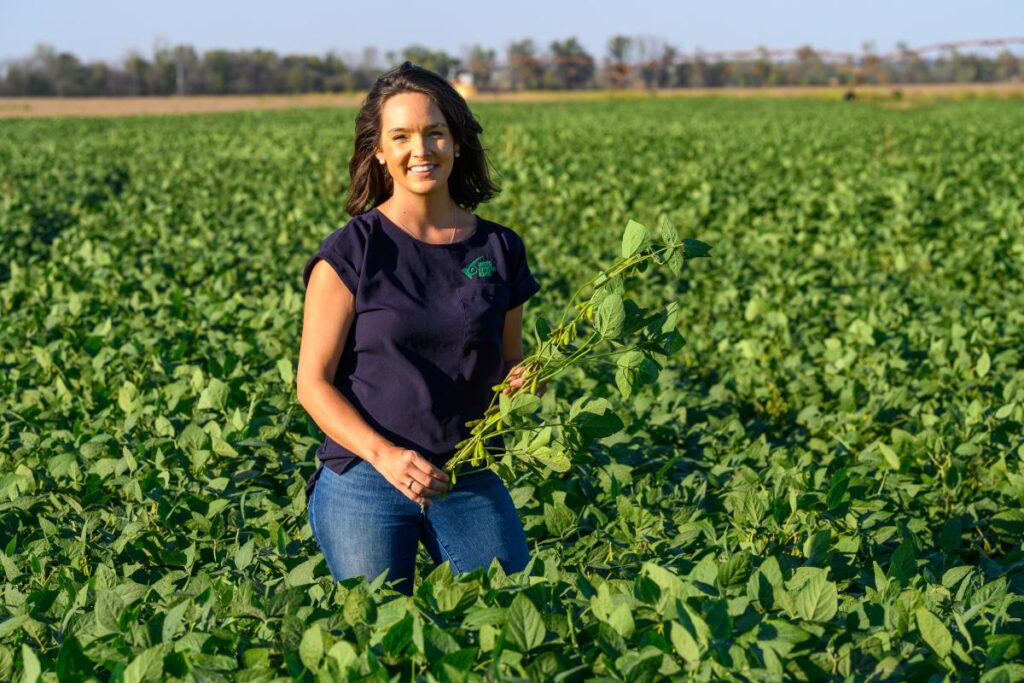 US Soybean Farmers Voice Concerns Amid China-US Trade Tensions
